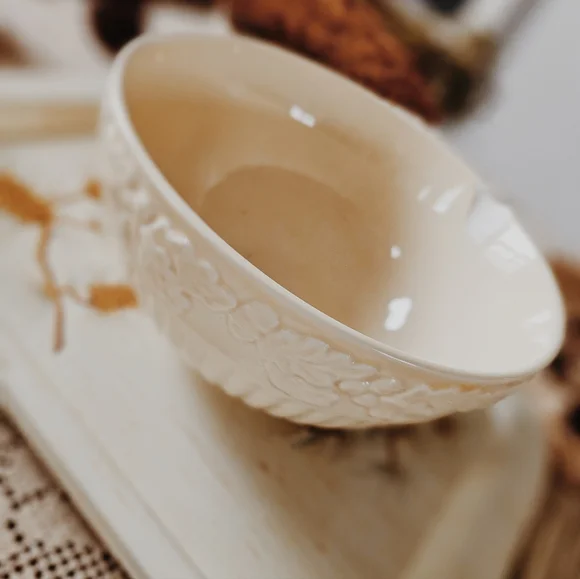 Old Embossed Ribbed Pottery Mixing Bowl - Picture 2 of 5